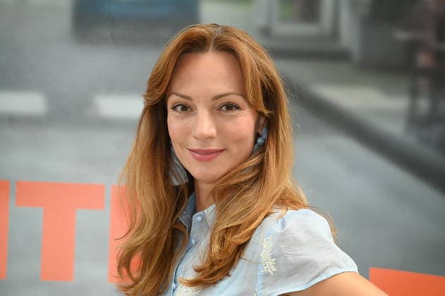 Actress Viola Wedekind poses at the big fan gathering and awards ceremony for the RTL series *Unter Uns*