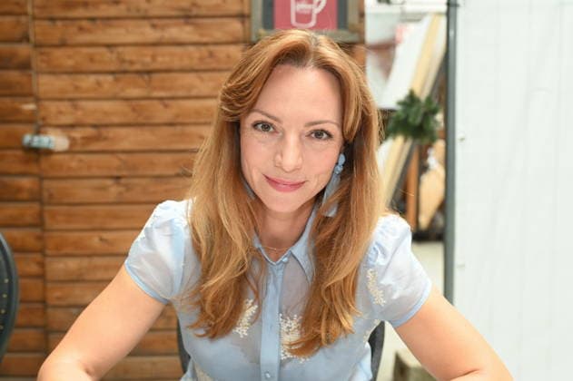 Actress Viola Wedekind poses at the big fan gathering and awards ceremony for the RTL series *Unter Uns*