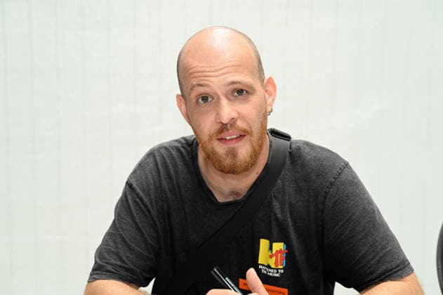 Actor Patrick Müller poses at the big fan gathering and awards ceremony for the RTL series *Unter Uns*