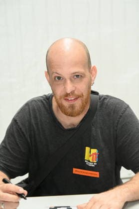 Actor Patrick Müller poses at the big fan gathering and awards ceremony for the RTL series *Unter Uns*