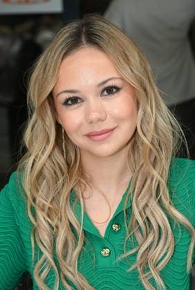 Actress Theresa Traser poses at the big fan gathering and awards ceremony for the RTL series *Unter Uns*
