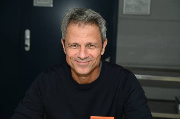 Actor Jens Hajek poses at the big fan gathering and awards ceremony for the RTL series *Unter Uns*