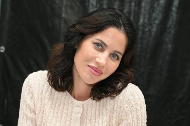 Actress Valea Katharina Scalabrino poses at the big fan gathering and awards ceremony for the RTL series *Unter Uns*