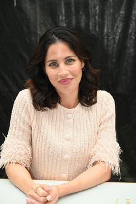 Actress Valea Katharina Scalabrino poses at the big fan gathering and awards ceremony for the RTL series *Unter Uns*