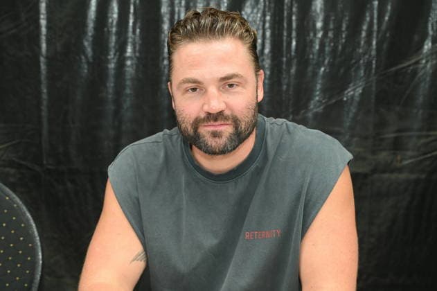 Actor Benjamin Heinrich poses at the big fan meet-and-greet and awards ceremony for the RTL series *Unter Uns*