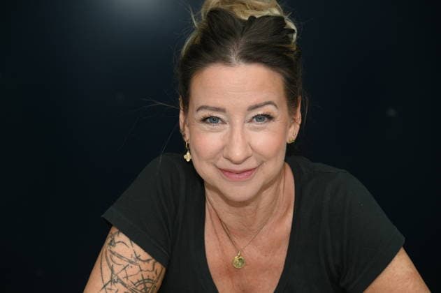 Actress Isabell Hertel poses at the big fan gathering and awards ceremony for the RTL series *Unter Uns*