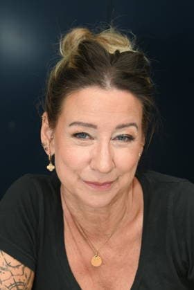 Actress Isabell Hertel poses at the big fan gathering and awards ceremony for the RTL series *Unter Uns*