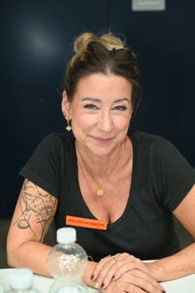 Actress Isabell Hertel poses at the big fan gathering and awards ceremony for the RTL series *Unter Uns*