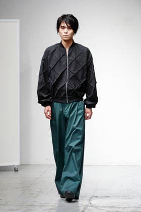 September 1, 2026, Tokyo, Japan: A model walks the runway presenting designer Mitsuru Okazaki s Spring Summer 2027 collection during Rakuten Fashion Week TOKYO. The fashion week runs from August 31 to September 5. Tokyo Japan  - ZUMAm191 20260901_aap_m191_086 Copyright: xRodrigoxReyesxMarinx