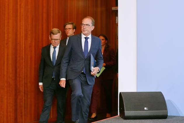 Berlin, Deutschland, 01.09.2026: Bundesinnenministerium: Statement von Innenminister und Außenminister zu Drohnen-Anschlag in Leipzig: Bundesminister des Auswärtigen Johann Wadephul (CDU) und Bundesminister des Innern Alexander Dobrindt (CSU) *** Berlin, Germany, September 1, 2026 Federal Ministry of the Interior Statement by the Minister of the Interior and the Minister of Foreign Affairs on the Drone Attack in Leipzig Federal Minister of Foreign Affairs Johann Wadephul (CDU) and Federal Minister of the Interior Alexander Dobrindt (CSU) Copyright: xdtsxNachrichtenagenturx dts_132292