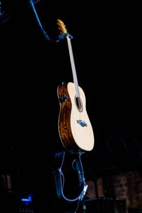 Music Concert - Gianni Morandi - c era un ragazzo estate 2026 Detail of Gianni Morandi guitar during Gianni Morandi - c era un ragazzo estate 2026, Music Concert in Este - Padua, Italy, August 31 2026 Este - Padua Carrarese Castle Este Italy Copyright: xAlessioxMarinix xLiveMediax LPM_2633451