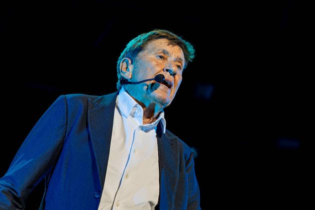 Music Concert - Gianni Morandi - c era un ragazzo estate 2026 Gianni Morandi portrait performer on stage during Gianni Morandi - c era un ragazzo estate 2026, Music Concert in Este - Padua, Italy, August 31 2026 Este - Padua Carrarese Castle Este Italy Copyright: xAlessioxMarinix xLiveMediax LPM_2633460