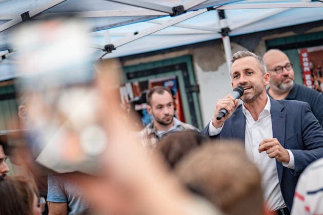 Demokratiefest Haldensleben mit dem AfD-Spitzenkandidaten Ulrich Siegmund, der rund drei Stunden vor Ort teilnimmt;Wahlkampfveranstaltung AfD Demokratiefest in Haldensleben Landtagswahl Sachsen-Anhalt 2026, Haldensleben Sachsen-Anhalt Deutschland Schützenhaus der Schützengilde *** Haldensleben Democracy Festival featuring AfD lead candidate Ulrich Siegmund, who will be on site for about three hours; AfD campaign event at the Haldensleben Democracy Festival for the 2026 Saxony-Anhalt state election, Haldensleben, Saxony-Anhalt, Germany; the Schützenhaus of the Schützengilde