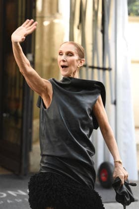 Celine Dion Outside The Royal Monceau - Paris Celine Dion outside the Le Royal Monceau hotel greeted by her fans who sing her one of her songs in Paris, France on September 1, 2026. Photo by Florian Poitout ABACAPRESS.COM Paris France  Copyright: xPoitoutxFlorian ABACAx