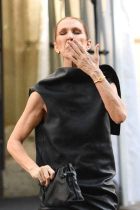 Celine Dion Outside The Royal Monceau - Paris Celine Dion outside the Le Royal Monceau hotel greeted by her fans who sing her one of her songs in Paris, France on September 1, 2026. Photo by Florian Poitout ABACAPRESS.COM Paris France  Copyright: xPoitoutxFlorian ABACAx