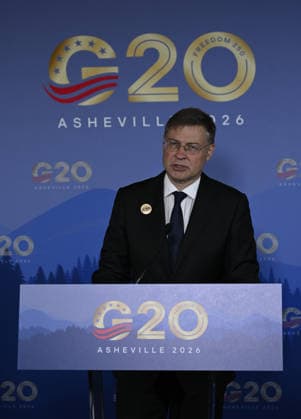 G20 summit of the Finance Ministers and Central Bank Governors Meeting in Asheville ASHEVILLE, USA - SEPTEMBER 1: Latvian Commissioner Valdis Dombrovskis speaks during the second day of the G20 summit of the Finance Ministers and Central Bank Governors Meeting at the Omni Grove Park Inn in Asheville, NC, United States on September 01, 2026 Peter Zay Anadolu North Carolina United States. Editorial use only. Please get in touch for any other usage.  Copyright: x2026xAnadoluxPeterxZayx