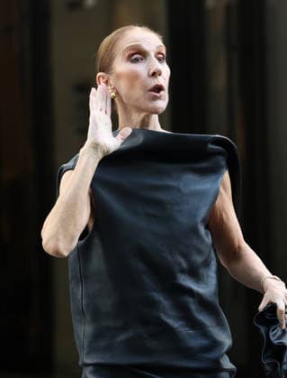 Celebrity, Celine Dion in Paris #3 CÃ line Dion leaves her apartment in Paris for the rehearsals of her shows CÃ line Dion leaves her apartment in Paris for the rehearsals of her shows in Paris, France on September 1, 2026  Copyright: xDidierxFereyx