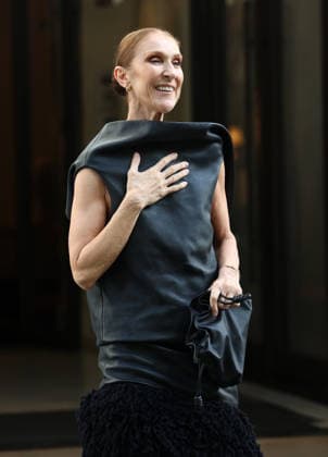 Celebrity, Celine Dion in Paris #3 CÃ line Dion leaves her apartment in Paris for the rehearsals of her shows CÃ line Dion leaves her apartment in Paris for the rehearsals of her shows in Paris, France on September 1, 2026  Copyright: xDidierxFereyx
