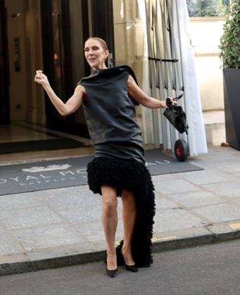 Celebrity, Celine Dion in Paris #3 CÃ line Dion leaves her apartment in Paris for the rehearsals of her shows CÃ line Dion leaves her apartment in Paris for the rehearsals of her shows in Paris, France on September 1, 2026  Copyright: xDidierxFereyx