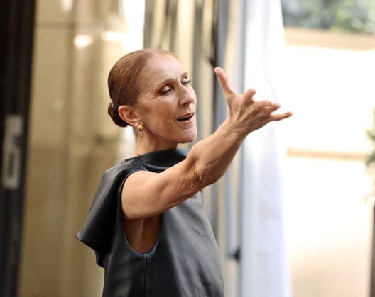 Celebrity, Celine Dion in Paris #3 CÃ line Dion leaves her apartment in Paris for the rehearsals of her shows CÃ line Dion leaves her apartment in Paris for the rehearsals of her shows in Paris, France on September 1, 2026  Copyright: xDidierxFereyx