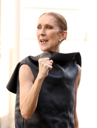 Celebrity, Celine Dion in Paris #3 CÃ line Dion leaves her apartment in Paris for the rehearsals of her shows CÃ line Dion leaves her apartment in Paris for the rehearsals of her shows in Paris, France on September 1, 2026  Copyright: xDidierxFereyx