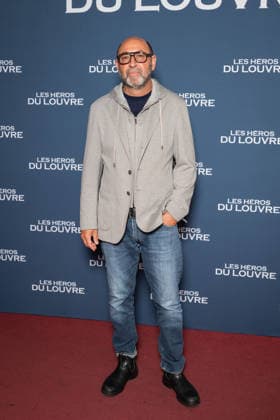 Les Heros Du Louvre Premiere - Paris AJ French actor Kad Merad attend the photocell of the « Les Heros Du Louvre » Paris Premiere at Cinema l Arlequin on September 1, 2026 in Paris, France. Photo by Alexis Jumeau ABACAPRESS.COM Paris France  Copyright: xJumeauxAlexis ABACAx