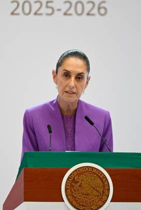 Mexico s President Sheinbaum Delivers 2025-2026 Government Report Mexican President Claudia Sheinbaum Pardo delivers a speech from behind a podium during her Government Report for the 2025-2026 term at the National Palace on September 1, 2026 in Mexico City, Mexico. (Photo by Carlos Santiago Eyepix Group) Copyright: xCarlosxSantiagox xEyepixxGroupx CS_01092026_196762