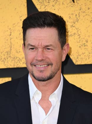 ˜By Any Means™ Los Angeles Premiere Mark Wahlberg arriving to the By Any Means Los Angeles premiere held at the Paramount Theatre on September 1, 2026 in Los Angeles, CA. Los Angeles Paramount Theatre California USA Copyright: xLeexWattx xAFF-USA.COMx