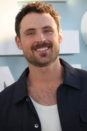 Premiere of Netflix s Earl Meets World LOS ANGELES, CALIFORNIA - SEPTEMBER 1:Dylan Efron attends the Los Angeles Premiere of Netflix s Earl Meets World on September 01, 2026 Credit: AdMedia EDITORIAL USE ONLY  Copyright: xx AdMediax admphotosthree013972