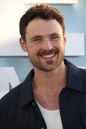 LOS ANGELES, CALIFORNIA - SEPTEMBER 1:Dylan Efron attends the Los Angeles Premiere of Netflix s Earl Meets World on September 01, 2026 Credit: USA - ZUMAa123 20260901_zaa_a123_197 Copyright: xAdMediax