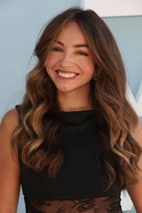 Premiere of Netflix s Earl Meets World Los Angeles Premiere of Netflix s Earl Meets World on September 01, 2026 Credit: AdMedia. 01 Sep 2026 Pictured: Kat Wellington.  Copyright: xThexMegaxAgencyxAdMediax xMEGAx