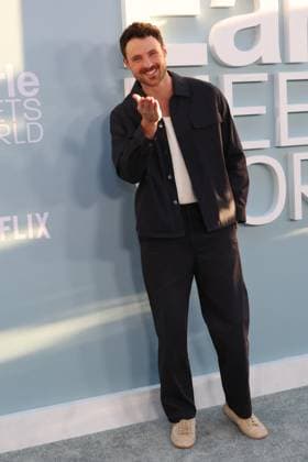 Premiere of Netflix s Earl Meets World Los Angeles Premiere of Netflix s Earl Meets World on September 01, 2026 Credit: AdMedia. 01 Sep 2026 Pictured: Dylan Efron .  Copyright: xThexMegaxAgencyxAdMediax xMEGAx