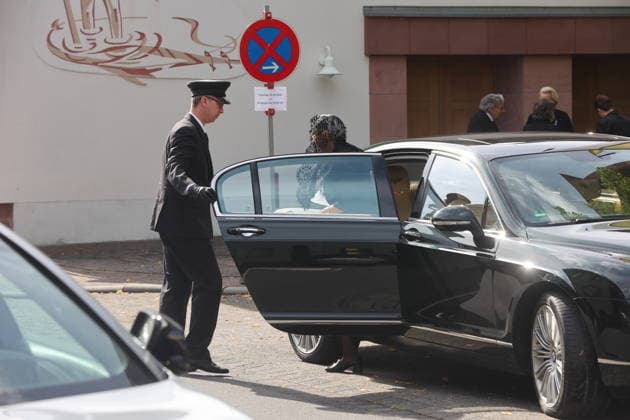 Gloria von Thurn und Taxis, née Countess von Schönburg-Glauchau, upon her arrival at the solemn requiem service for Anastasia, Princess of Löwenstein-Wertheim-Rosenberg, née Princess of Prussia, at the Church of the Holy Trinity in Kleinheubach, September 1, 2026 The emperor’s great-granddaughter, who passed aw Copyright: xAgenturxMatthiasxWehnertx xM.xGränzdörferx