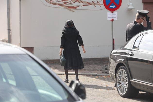 Gloria von Thurn und Taxis, née Countess von Schönburg-Glauchau, upon her arrival at the solemn requiem service for Anastasia, Princess of Löwenstein-Wertheim-Rosenberg, née Princess of Prussia, at the Church of the Holy Trinity in Kleinheubach, September 1, 2026 The emperor’s great-granddaughter, who passed aw Copyright: xAgenturxMatthiasxWehnertx xM.xGränzdörferx