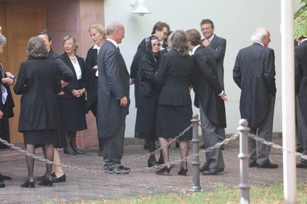 Gloria von Thurn und Taxis, née Countess von Schönburg Glauchau, and other mourners upon their arrival for the solemn requiem service for Anastasia, Princess of Löwenstein-Wertheim-Rosenberg, née Princess of Prussia, at the Church of the Holy Trinity in Kleinheubach, September 1, 2026. Copyright: xAgenturxMatthiasxWehnertx xM.xGränzdörferx