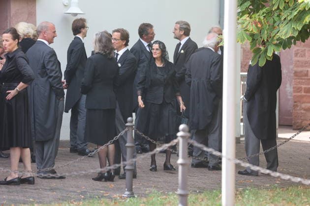 Gloria von Thurn und Taxis, née Countess von Schönburg-Glauchau, and other mourners upon their arrival at the solemn requiem service for Anastasia, Princess of Löwenstein-Wertheim-Rosenberg, née Princess of Prussia, at the Church of the Holy Trinity in Kleinheubach, September 1, 2026 Th Copyright: xAgenturxMatthiasxWehnertx xM.xGränzdörferx