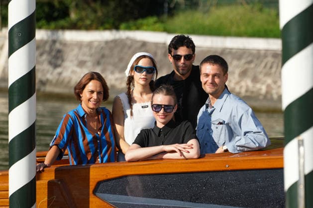 Alina Marazzi, Emilia Schule, Aaron Altaras, Luna Wedler, and Lucas Englander arriving ahead of the 83rd Venice International Film Festival on September 1, 2026, in Venice, Italy. Lucia Sabatelli, Bestimage, Venice, Italy Copyright: xLuciaxSabatellix xBestimagexLuciaxSabatellix xBestimagex