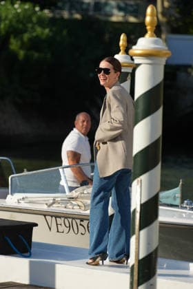 Claire Foy arriving ahead of the 83rd Venice International Film Festival on September 1, 2026, in Venice, Italy. Lucia Sabatelli, Bestimage, Venice, Italy  Copyright: xLuciaxSabatellix xBestimagexLuciaxSabatellix xBestimagex