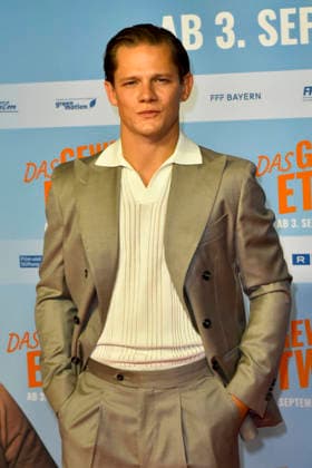 ABB GEWISSEETWAS Max von der Groeben appears on the red carpet at the NRW Kino film premiere of *Das gewisse Etwas* at the Cinedom theater on September 1, 2026, in Cologne, North Rhine-Westphalia, Germany