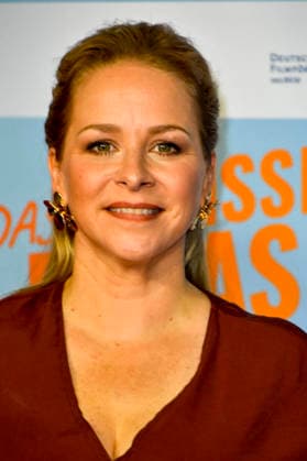 ABB GEWISSEETWAS: Jasmin Schwiers appears on the red carpet at the NRW Kino film premiere of *Das gewisse Etwas* at the Cinedom theater on September 1, 2026, in Cologne, North Rhine-Westphalia, Germany