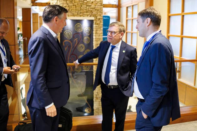 Johann Wadephul (CDU), Federal Minister of Foreign Affairs, attends the Gymnich meeting of EU foreign ministers. Pictured here with David McAllister, Chairman of the European Parliament’s Committee on Foreign Affairs, and Henning Speck, Chief of Staff to Minister Wadephul, in Wicklow, September 2, 2026. Photographed on behalf of the Federal Foreign Office. Wicklow, Ireland Copyright: xThomasxImox