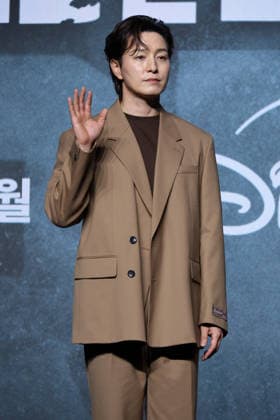 Made in Korea Season 2 press conference in Seoul South Korean actor Jung Sung-il poses for photos during a news conference for the Disney+ original series Made in Korea Season 2 at the Conrad Seoul hotel in Seoul, South Korea, on September 02, 2026. Seoul South Korea  Copyright: xMatrixxImagesx xJungxUi-Chelx