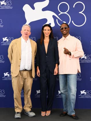 IPA88024935 - Venice, 83rd Venice International Film Festival 2026 - Day 1, Phocall Jury for the Luigi De Laurentiis Venice Debut Film Award. Pictured: Ted Hope, Carolina Cavalli, Akinola Davies Jr.  Copyright: xAlbertoxTerenghix xPoolxPhotoxEventsx08x 88024935