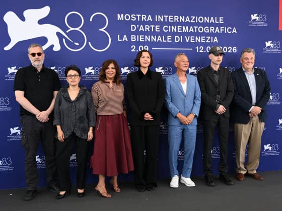 IPA88025743 - Venice, 83rd Venice International Film Festival 2026 - Day 1 - Jury Photocall - Pictured: Xavier Giannoli, Shahrbanoo Sadat, Kaouther Ben Hania, Jury President Maggie Gyllenhaal, Johnnie To, Daniel Blumberg, Francesco Casetti  Copyright: xAlbertoxTerenghix xPoolxPhotoxEventsx08x 88025743