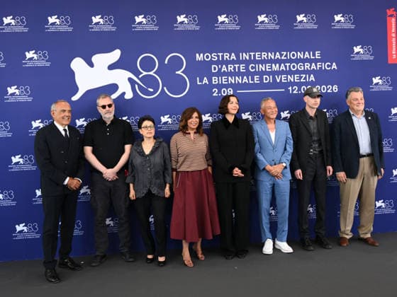 IPA88025744 - Venice, 83rd Venice International Film Festival 2026 - Day 1 - Jury Photocall - Pictured: Xavier Giannoli, Shahrbanoo Sadat, Kaouther Ben Hania, Jury President Maggie Gyllenhaal, Johnnie To, Daniel Blumberg, Francesco Casetti  Copyright: xAlbertoxTerenghix xPoolxPhotoxEventsx08x 88025744