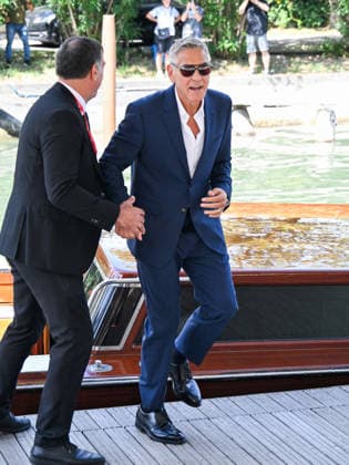 George Clooney Arrives At 83rd Venice International Film Festival - Venice George Clooney arrives for the 83rd Venice International Film Festival Day 1 arrivals at the Casino dock in Venice, Italy on August 28, 2026. Photo by Manuele Mangiarotti IPA ABACA ABACAPRESS.COM Venice Italy  Copyright: xMangiarottixManuele IPA ABACAx
