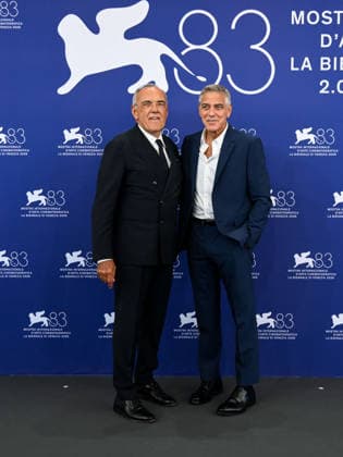 IPA88027075 - Venice, 83rd Venice International Film Festival 2026 - Day 1 - George Clooney Photocall - Pictured: George Clooney, Alberto Barbera  Copyright: xAlbertoxTerenghix xPoolxPhotoxEventsx08x 88027075