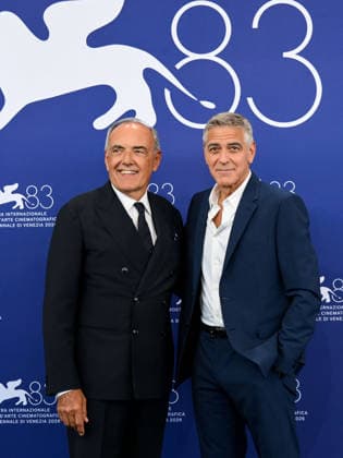 IPA88027070 - Venice, 83rd Venice International Film Festival 2026 - Day 1 - George Clooney Photocall - Pictured: George Clooney, Alberto Barbera  Copyright: xAlbertoxTerenghix xPoolxPhotoxEventsx08x 88027070