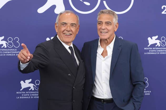 Alberto Barbera and George Clooney at the photo call for the presentation of the Golden Lion for Lifetime Achievement at the 2026 Venice Biennale—the 83rd Venice International Film Festival—at the Palazzo del Casino in Venice, September 2, 2026 Foto:xD.xBedrosianx xFuturexImagex clooney_6910