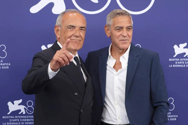 Alberto Barbera and George Clooney at the photo call for the presentation of the Golden Lion for Lifetime Achievement at the 2026 Venice Biennale—the 83rd Venice International Film Festival—at the Palazzo del Casino in Venice, September 2, 2026 Foto:xD.xBedrosianx xFuturexImagex clooney_6913